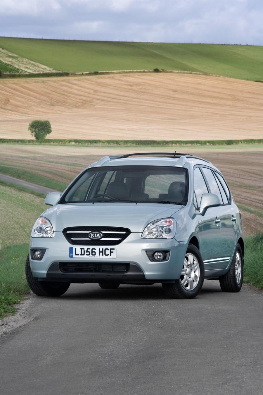  Kia Carens 2007 года  (фото 20 из 46)